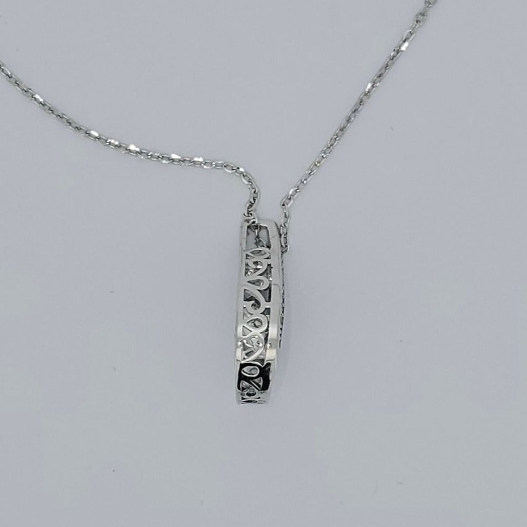 Teardrop Pendant with Clavicle Chain from Boujee Ice