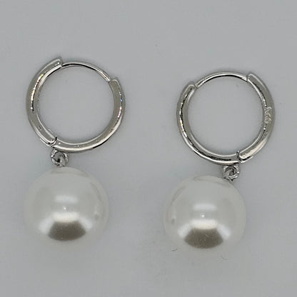 Beautiful Sterling Silver with Natural Freshwater Pearls in a crystal drop earring style