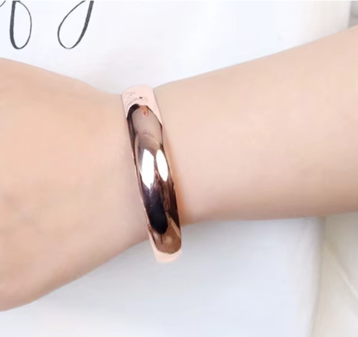 Koura rōhi Rose Gold Bangle