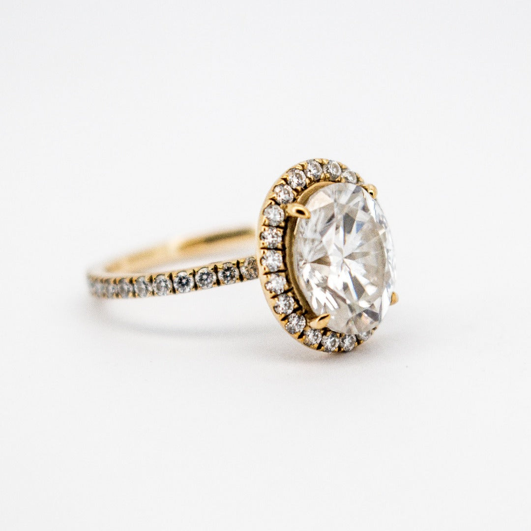 Luxurious Oval Cut Solitaire Solid Gold Diamond Ring with Halo and Pave Band