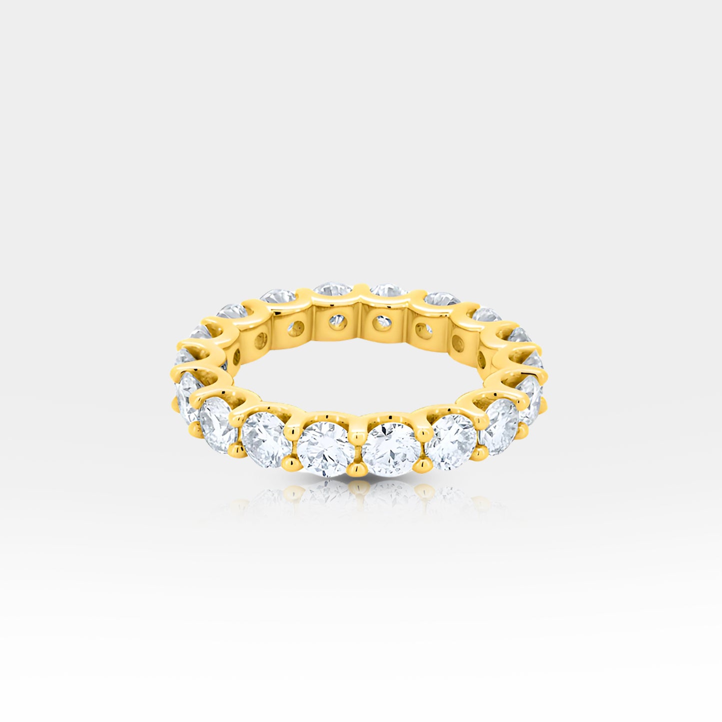 Luxury Moissanite Band