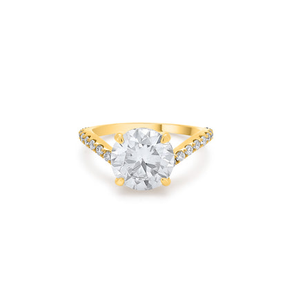 Round Cut Diamond off centred ring